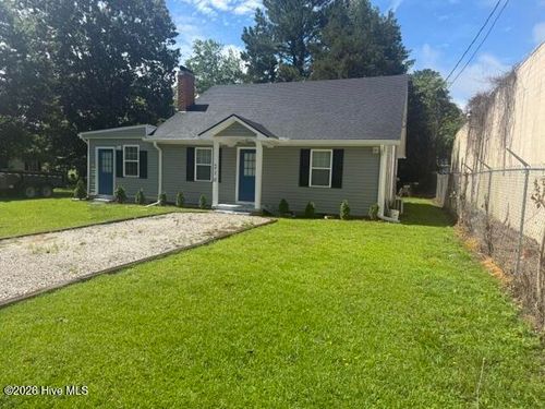 210 Renaldi St, Elizabethtown, NC, 28337-9501 | Card Image