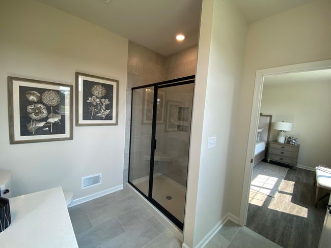primary bathroom 2 | Image 18