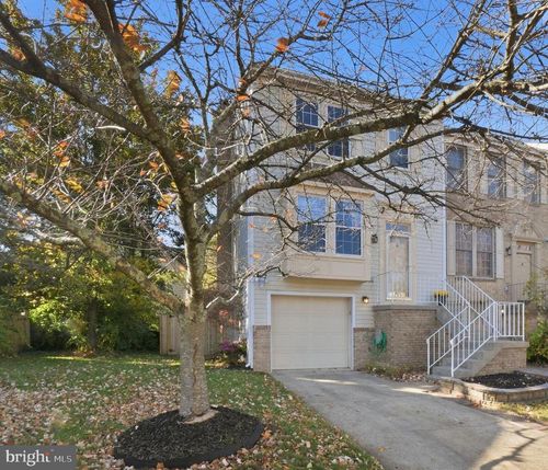 711 Herndon Woods Ct, Herndon, VA, 20170-5136 | Card Image