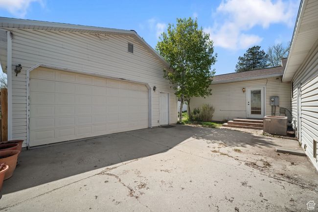 2009 7455, House other with 5 bedrooms, 2 bathrooms and 10 parking in West Jordan UT | Image 21