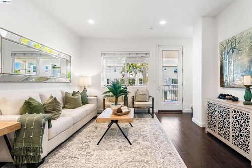 8558 Seawind Way, Newark, CA, 94560-3508 | Card Image