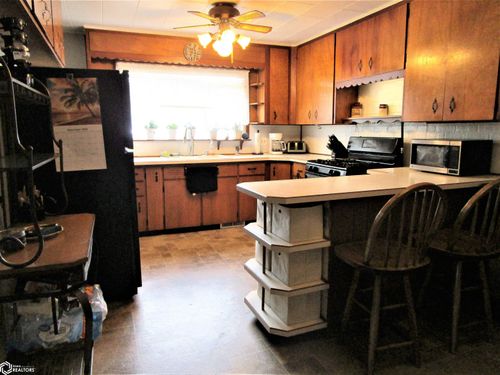 1103 Siloam Ave, Iowa Falls, IA, 50126-1036 | Card Image