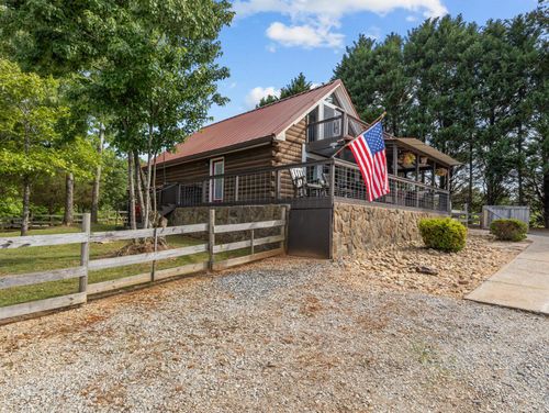 145 Riverside Dr, Rutherfordton, NC, 28139-8162 | Card Image