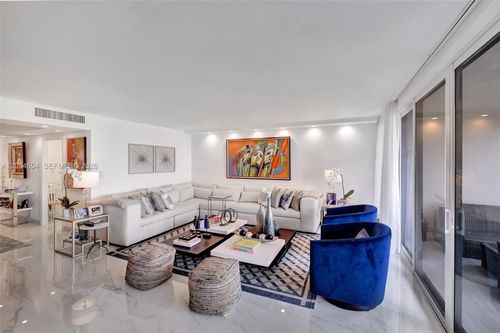 b706-2 Grove Isle Dr, Miami, FL, 33133-4119 | Card Image