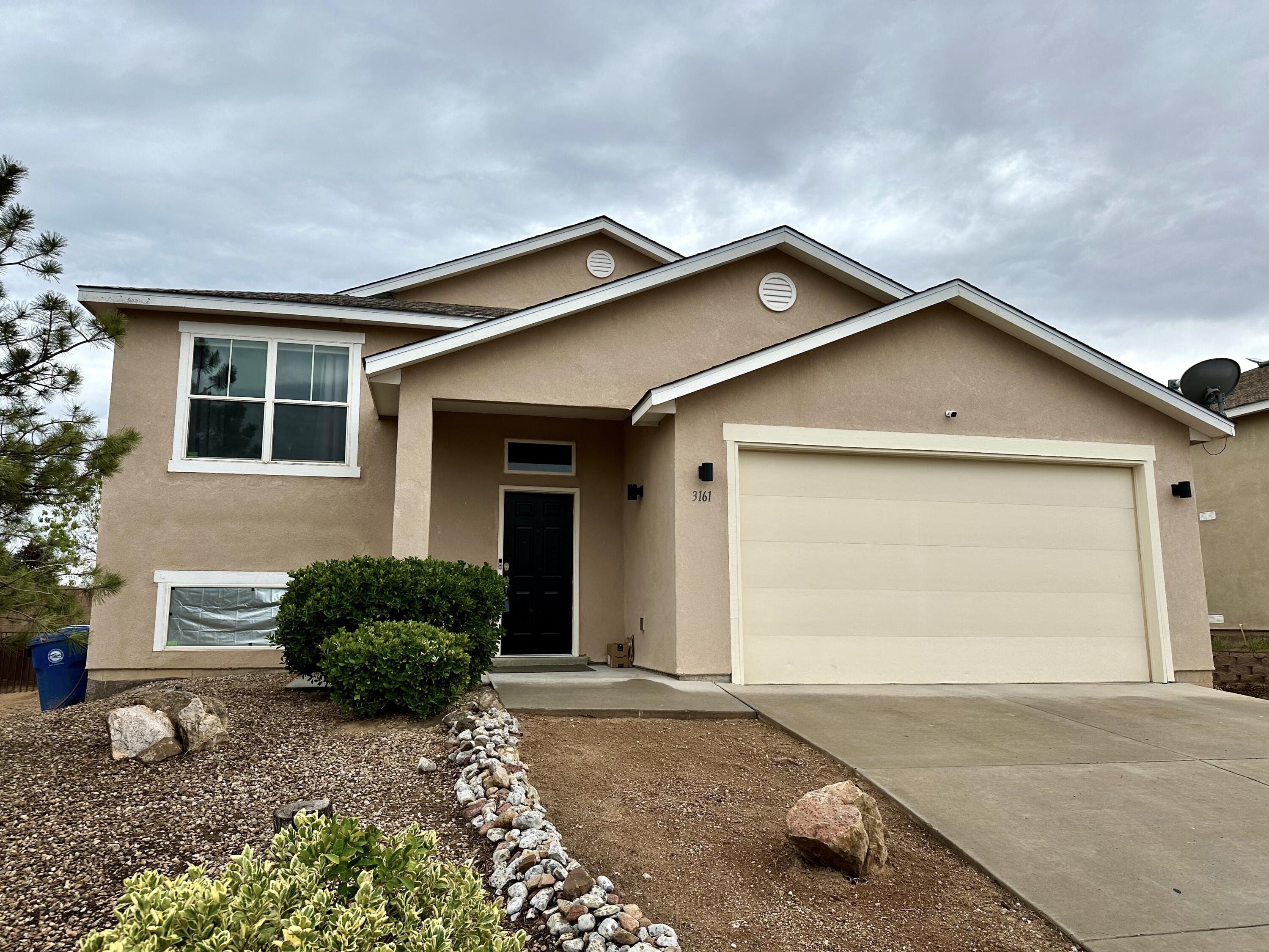 Clear Sky St, Los Lunas, NM 87031
