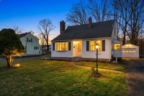 50 Robert Dr, East Haven, CT, 06512-3344 | Card Image