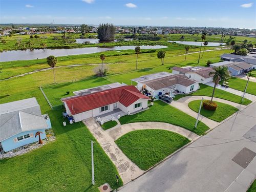 4044 Headsail Dr, NEW PORT RICHEY, FL, 34652-4485 | Card Image
