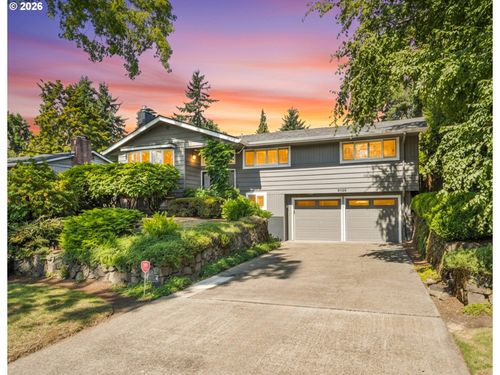 3125 Sw Doschdale Dr, Portland, OR, 97239-1155 | Card Image