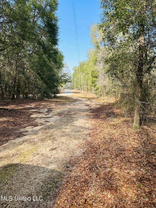 127 Oakhaven Drive 2.7 Acres, Lucedale, MS, 39452 | Card Image