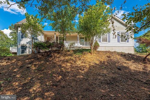5529 Ferrero Ln, Keedysville, MD, 21756-1474 | Card Image