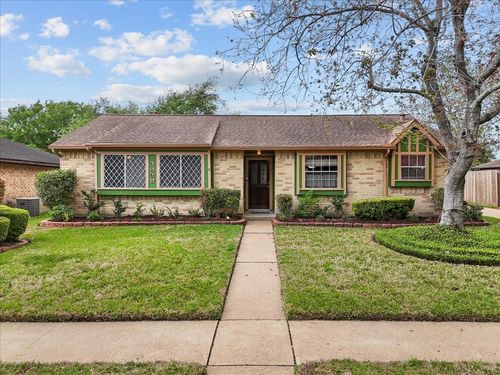 3930 Sandlewood Dr, Pasadena, TX, 77504-3030 | Card Image
