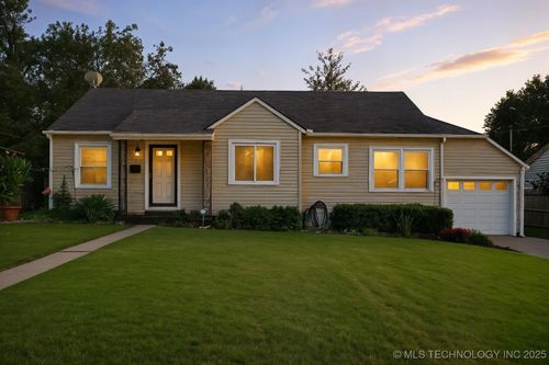 4710 E 5th Pl, Tulsa, OK, 74112-2723 | Card Image