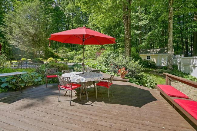 11 Ledgewood Rd, House other with 4 bedrooms, 4 bathrooms and null parking in Redding CT | Image 32