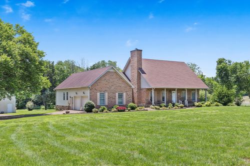 219 Lankford Ln, Gallatin, TN, 37066-8557 | Card Image