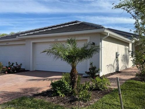 2011 Vermont Ln, NAPLES, FL, 34120-5754 | Card Image
