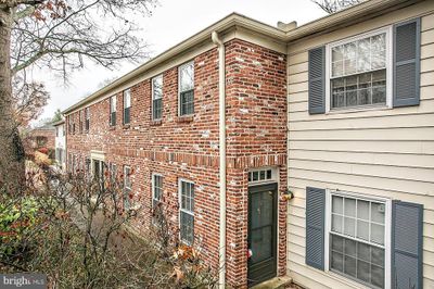 5H - 182 Ardwick Terrace, Townhouse with 2 bedrooms, 1 bathrooms and null parking in LANSDALE PA | Image 2