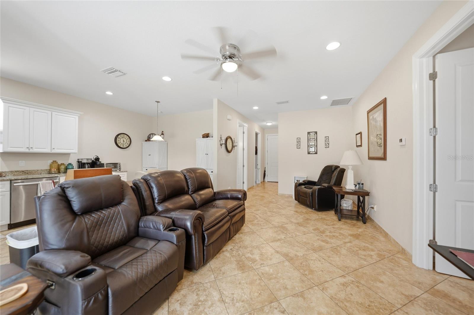 Residential in PUNTA GORDA 4