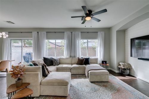 unit-2-1273 Large Cap Dr, Henderson, NV, 89074-8908 | Card Image