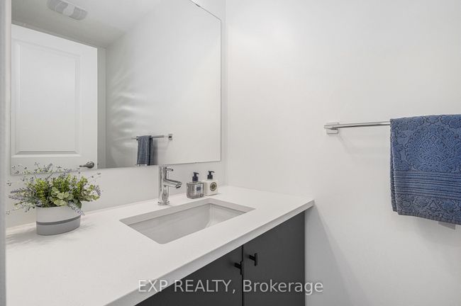 562 Tahoe Hts, House attached with 2 bedrooms, 3 bathrooms and 2 parking in Gloucester ON | Image 13