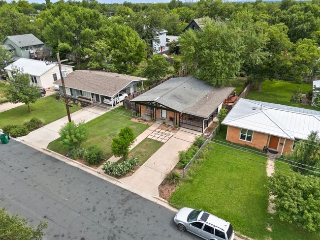 1807 Madison Ave, House other with 3 bedrooms, 1 bathrooms and 2 parking in Austin TX | Image 35