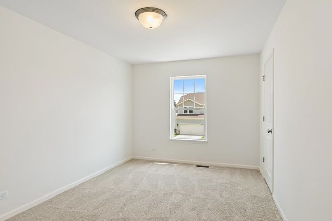 32012 Savannah Dr, House other with 4 bedrooms, 3 bathrooms and 3 parking in Lakemoor IL | Image 25
