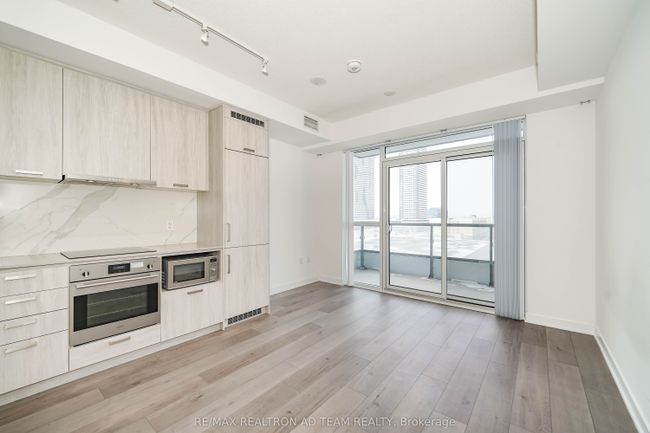 717 - 10 Honeycrisp Cres, Condo with 0 bedrooms, 1 bathrooms and null parking in Vaughan ON | Image 15