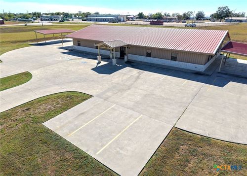 2719 Church St, Gonzales, TX, 78629-2131 | Card Image