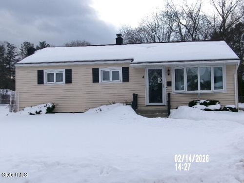 4 Avon Pl, South Glens Falls, NY, 12803-5203 | Card Image