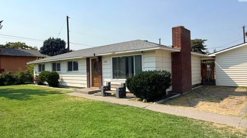 3500 W Hood Ave, Kennewick, WA, 99336 | Card Image