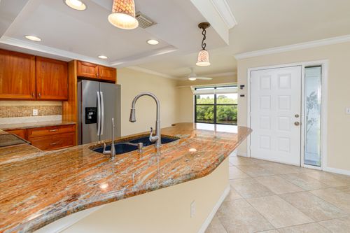 307-950 S Kanner Hwy, Stuart, FL, 34994-3709 | Card Image