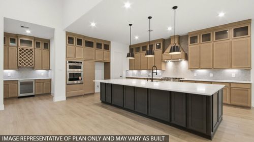 352 Louvenia Ct, Pinehurst, TX, 77362-2103 | Card Image