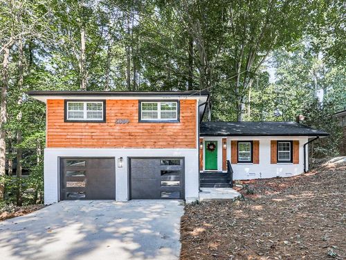1564 Bubbling Creek Rd Ne, Brookhaven, GA, 30319-2106 | Card Image