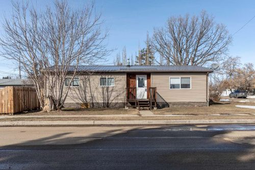 4702 49 Avenue, Killam, AB, T0B2L0 | Card Image