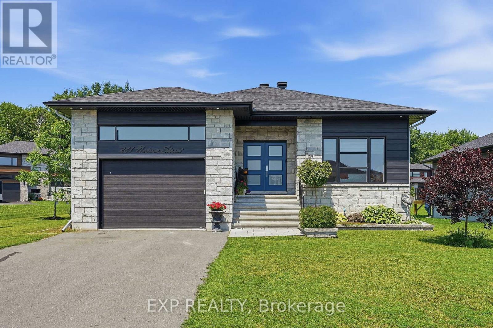 Residential in Casselman
