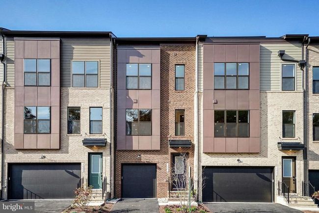 1613 Fellowship Sq, Townhouse with 3 bedrooms, 5 bathrooms and null parking in RESTON VA | Image 18