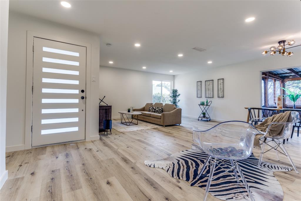 Bonanza Ln, Garland, TX 75042
