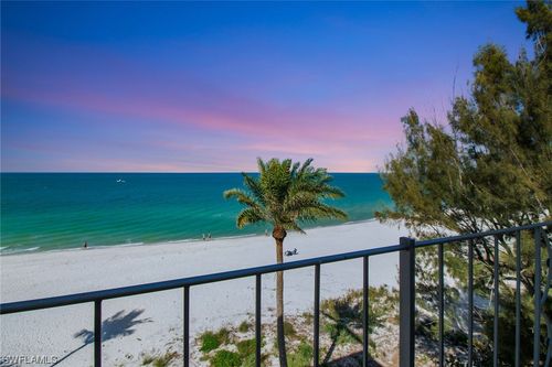 56-2011 Gulf Shore Blvd N, NAPLES, FL, 34102-4632 | Card Image