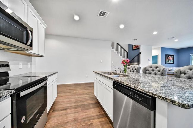 2818 Roman Forest Blvd, House other with 5 bedrooms, 3 bathrooms and null parking in New Caney TX | Image 11