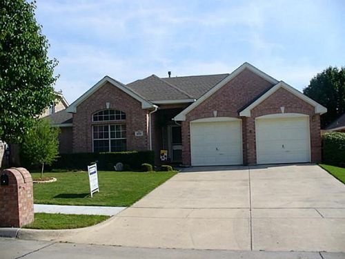 608 Cherry Tree Dr, Keller, TX, 76248-8240 | Card Image