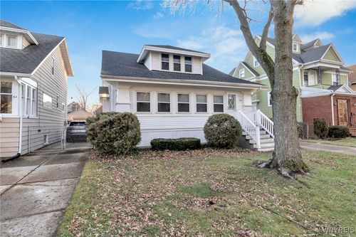 70 Dakota St, Buffalo, NY, 14216-2752 | Card Image