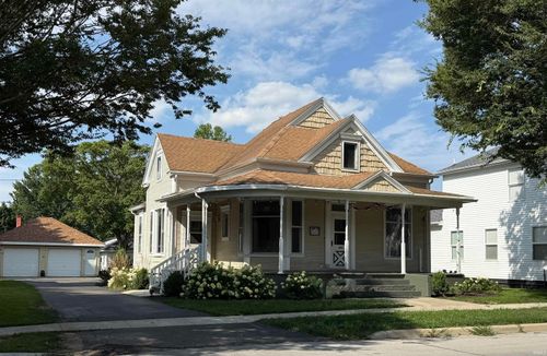 306 E Rochester St, Akron, IN, 46910-9132 | Card Image