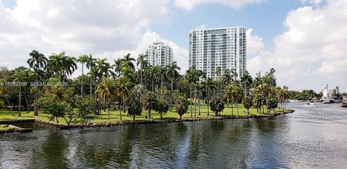 unit-907-1861 Nw South River Dr, Miami, FL, 33125-2721 | Card Image