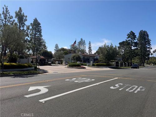 18 Aspen Way, Rolling Hills Estates, CA, 90274-3408 | Card Image