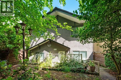 547 E 12 Avenue, Vancouver, BC, V5T2H6 | Card Image