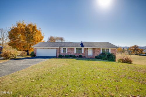 107 Mountain View Cir, Piney Flats, TN, 37686-4137 | Card Image