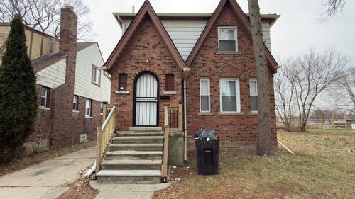 15890 Evanston St, Detroit, MI, 48224-2521 | Card Image