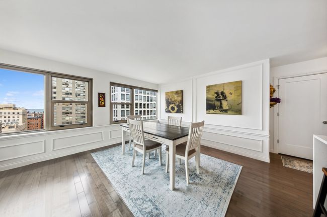 APT-1802 - 247 E Chestnut St, Condo with 2 bedrooms, 2 bathrooms and null parking in CHICAGO IL | Image 7