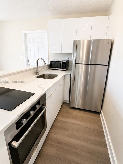 5-1711 Ne 56th Street, Fort Lauderdale, FL, 33334 | Card Image