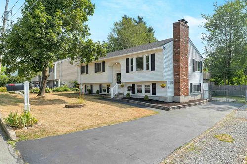 15 Brad Ct, Manchester, NH, 03103-2211 | Card Image