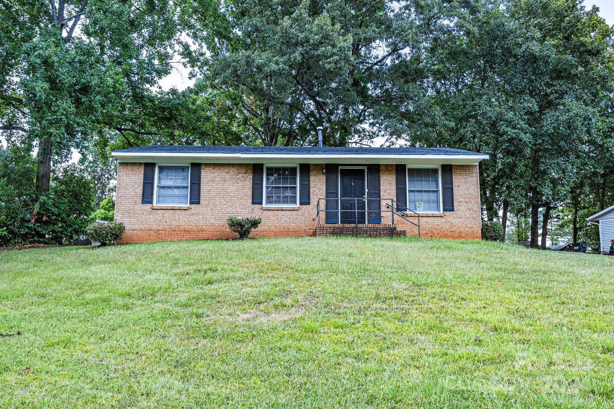 Milan Rd, Charlotte, NC 28216